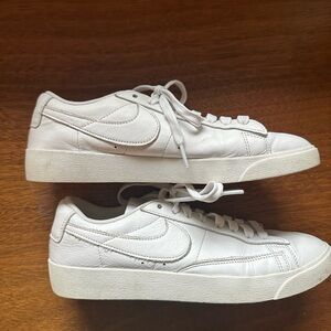 Nike Blazer Low Top all white leather womens 7.5 sneaker